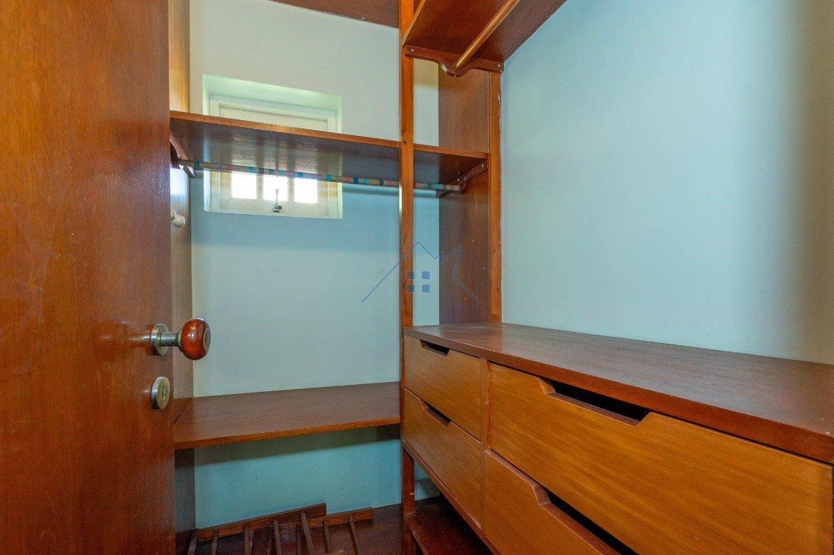 Casa em Condomínio com 478m² 3 dorm 2 suítes 4 vagas Estrada Fazendinha Carapicuíba - 