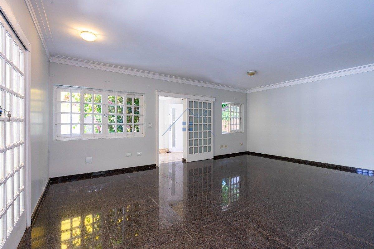 Casa em Condomínio com 478m² 3 dorm 2 suítes 4 vagas Estrada Fazendinha Carapicuíba - 