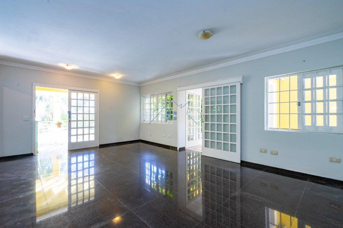 Casa em Condomínio com 478m² 3 dorm 2 suítes 4 vagas Estrada Fazendinha Carapicuíba - 