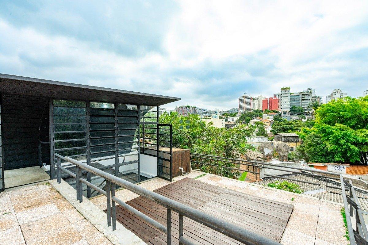 Casa Comercial em Pinheiros 212 m² 5 vagas Rua Luís Murat São Paulo - 