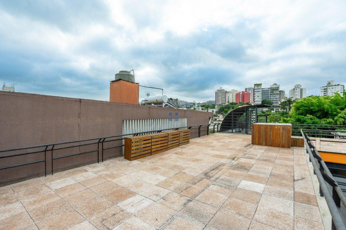 Casa Comercial em Pinheiros 212 m² 5 vagas Rua Luís Murat São Paulo - 