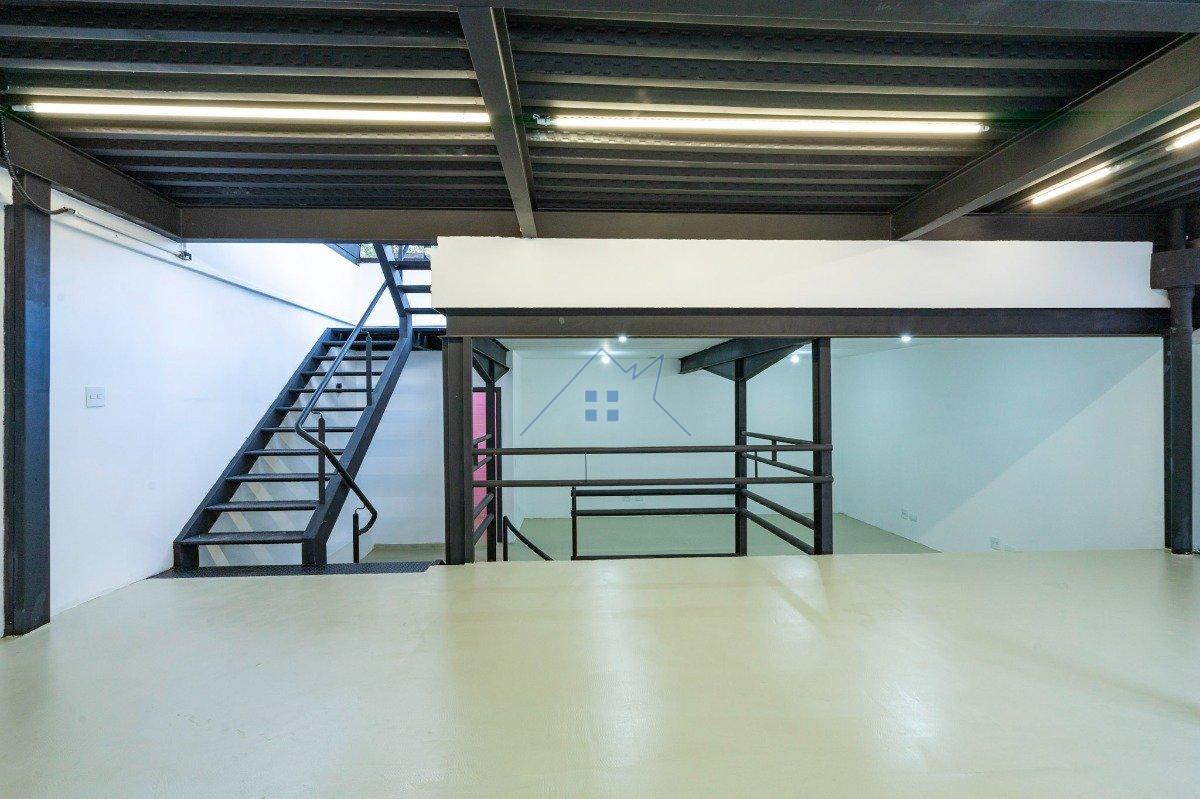 Casa Comercial em Pinheiros 212 m² 5 vagas Rua Luís Murat São Paulo - 