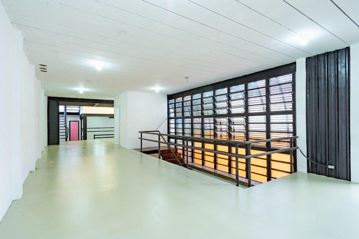 Casa Comercial em Pinheiros 212 m² 5 vagas Rua Luís Murat São Paulo - 