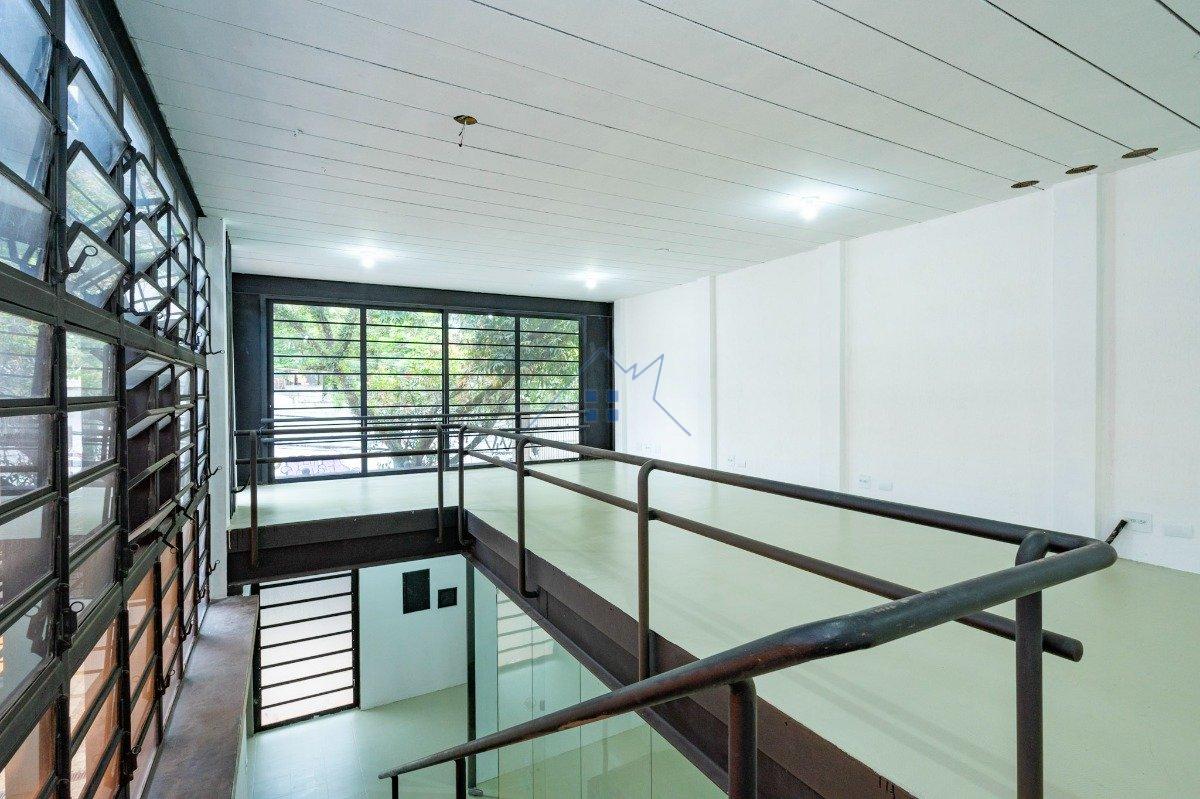 Casa Comercial em Pinheiros 212 m² 5 vagas Rua Luís Murat São Paulo - 