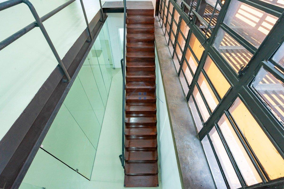 Casa Comercial em Pinheiros 212 m² 5 vagas Rua Luís Murat São Paulo - 
