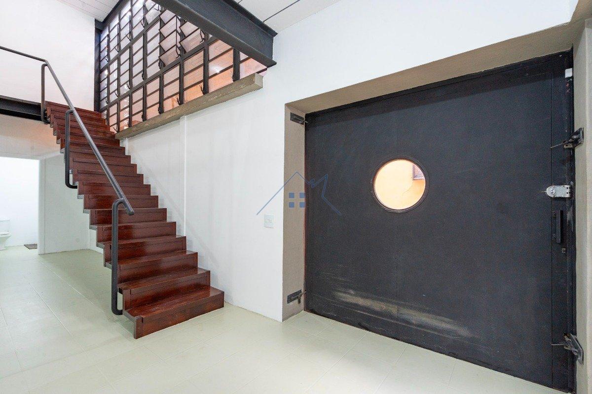 Casa Comercial em Pinheiros 212 m² 5 vagas Rua Luís Murat São Paulo - 