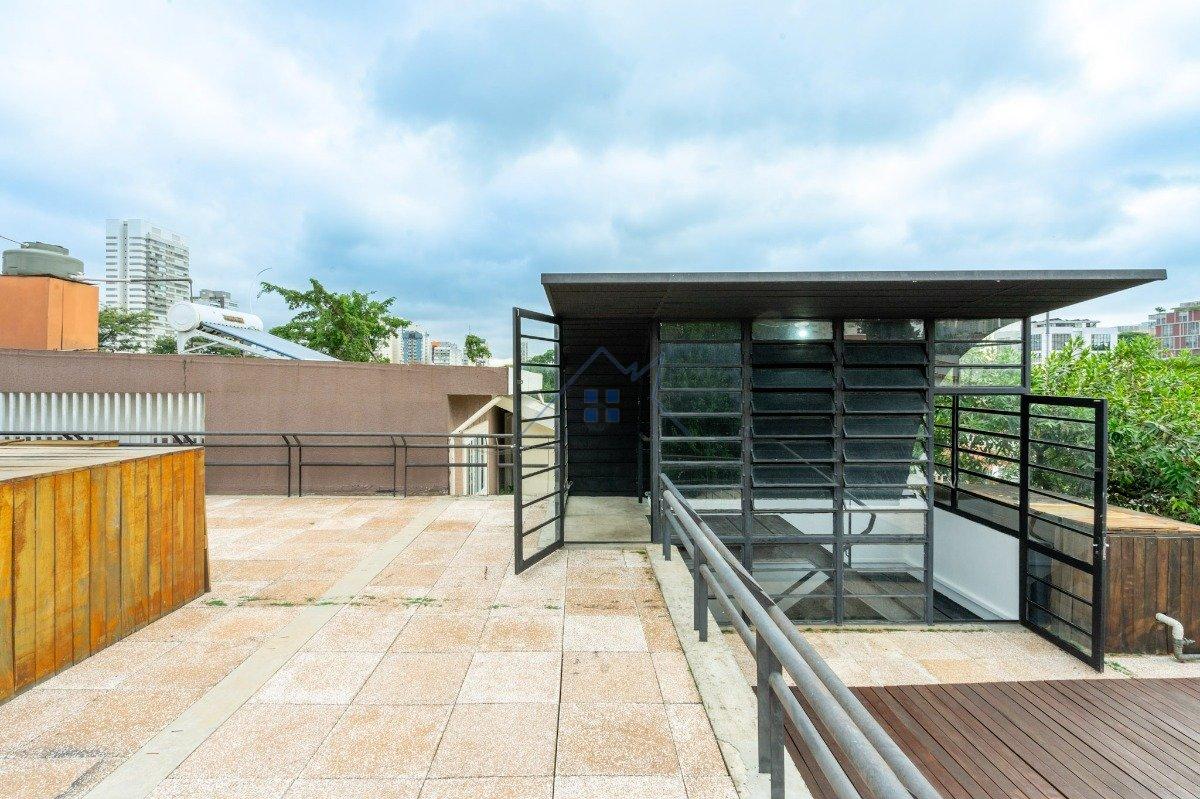 Casa Comercial em Pinheiros 212 m² 5 vagas Rua Luís Murat São Paulo - 