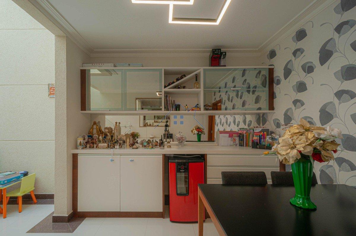 Sobrado na Vila Paiva 184m² 3 dorm 1 suíte 3 vagas Rua Caçador São Paulo - 