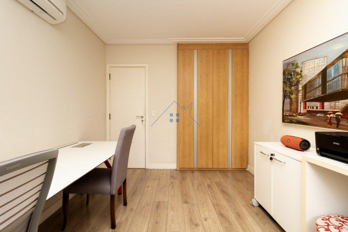 Apartamento no Cambuci 110m² 3 dorm 1 suíte 2 vagas Rua Augusto de Toledo São Paulo - 