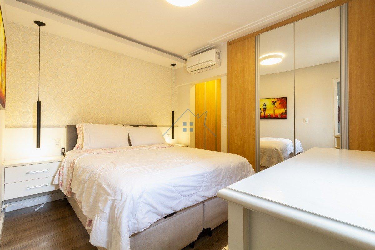 Apartamento no Cambuci 110m² 3 dorm 1 suíte 2 vagas Rua Augusto de Toledo São Paulo - 