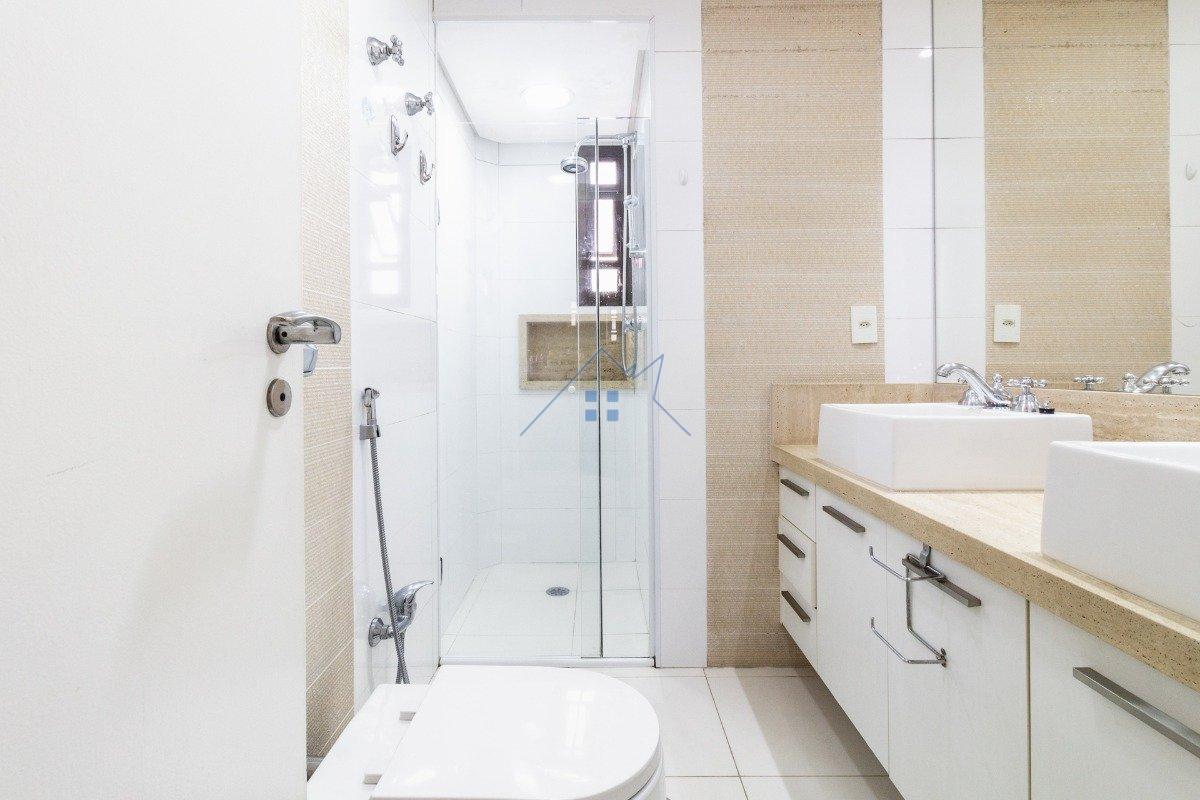Apartamento no Cambuci 110m² 3 dorm 1 suíte 2 vagas Rua Augusto de Toledo São Paulo - 