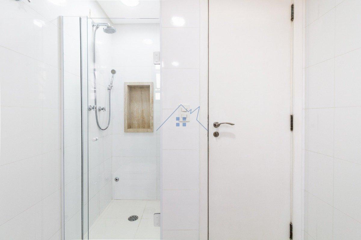 Apartamento no Cambuci 110m² 3 dorm 1 suíte 2 vagas Rua Augusto de Toledo São Paulo - 