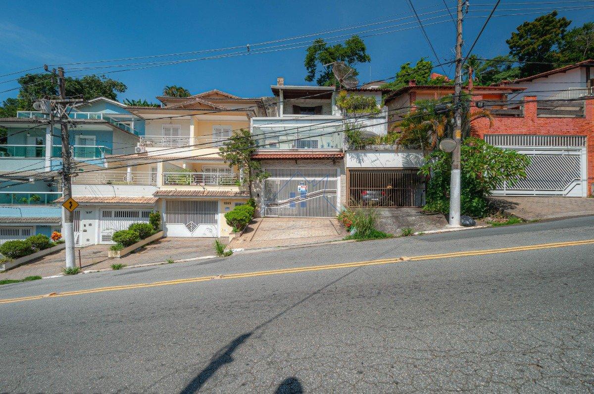 Sobrado no Tremembé 236m² 4 dorm 2 suítes 5 vagas Avenida Senador José Ermírio de Moraes São Paulo - 