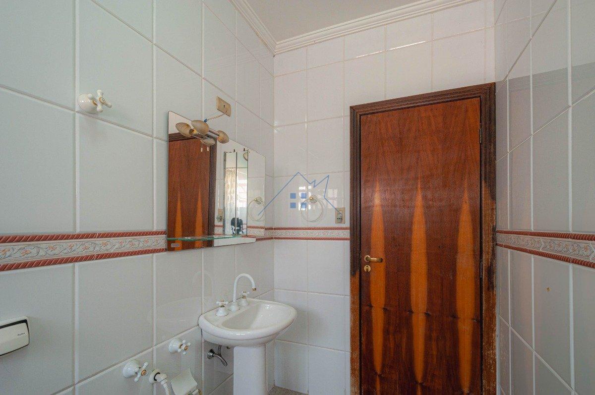 Sobrado no Tremembé 236m² 4 dorm 2 suítes 5 vagas Avenida Senador José Ermírio de Moraes São Paulo - 