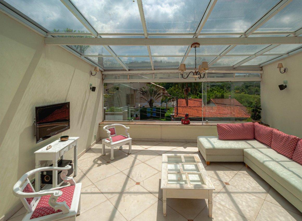 Sobrado no Tremembé 236m² 4 dorm 2 suítes 5 vagas Avenida Senador José Ermírio de Moraes São Paulo - 