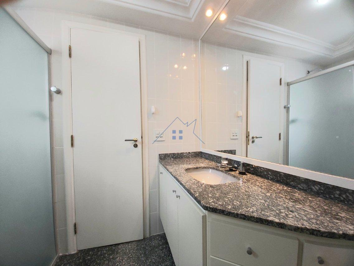 Apartamento em Perdizes 200m² 4 dorm 2 suítes 3 vagas Rua Doutor Franco da Rocha São Paulo - 
