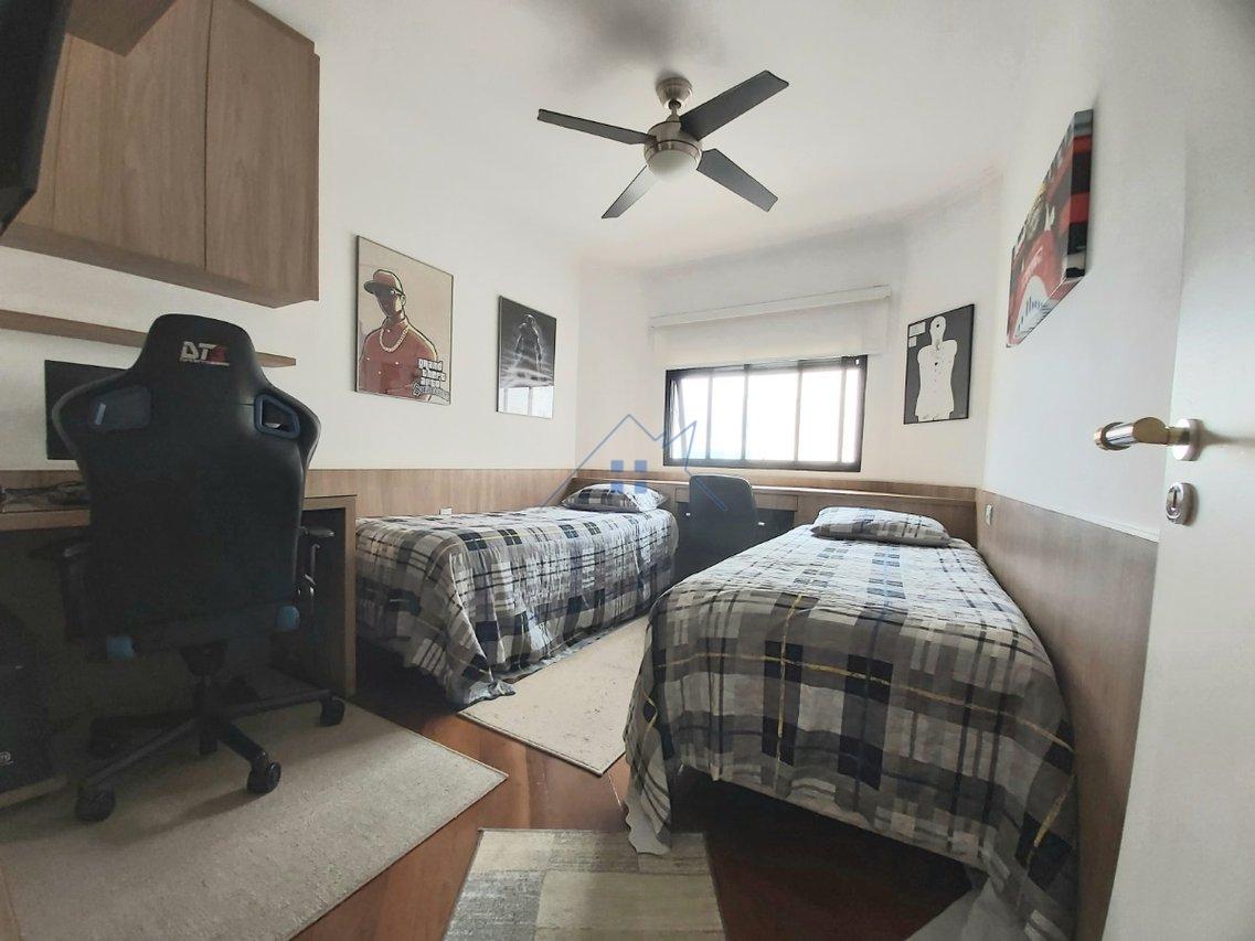 Apartamento em Perdizes 200m² 4 dorm 2 suítes 3 vagas Rua Doutor Franco da Rocha São Paulo - 