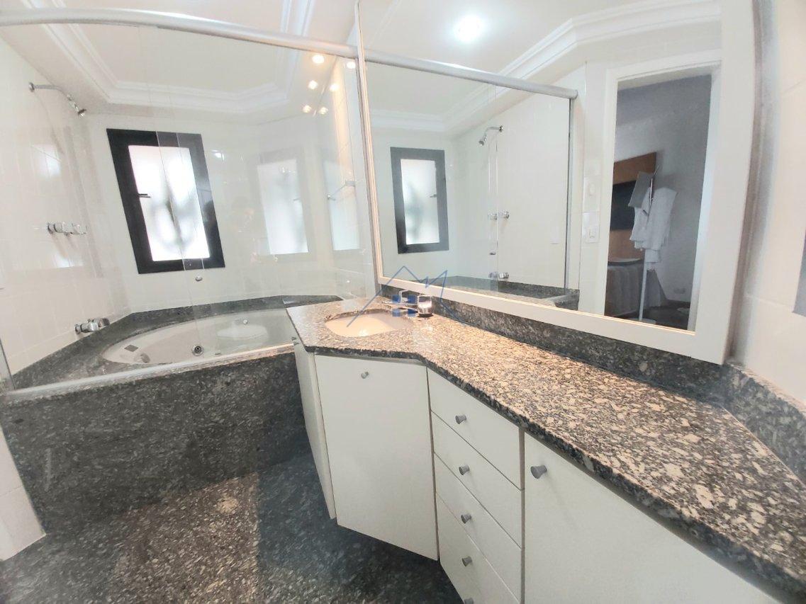 Apartamento em Perdizes 200m² 4 dorm 2 suítes 3 vagas Rua Doutor Franco da Rocha São Paulo - 