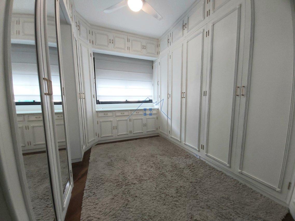 Apartamento em Perdizes 200m² 4 dorm 2 suítes 3 vagas Rua Doutor Franco da Rocha São Paulo - 