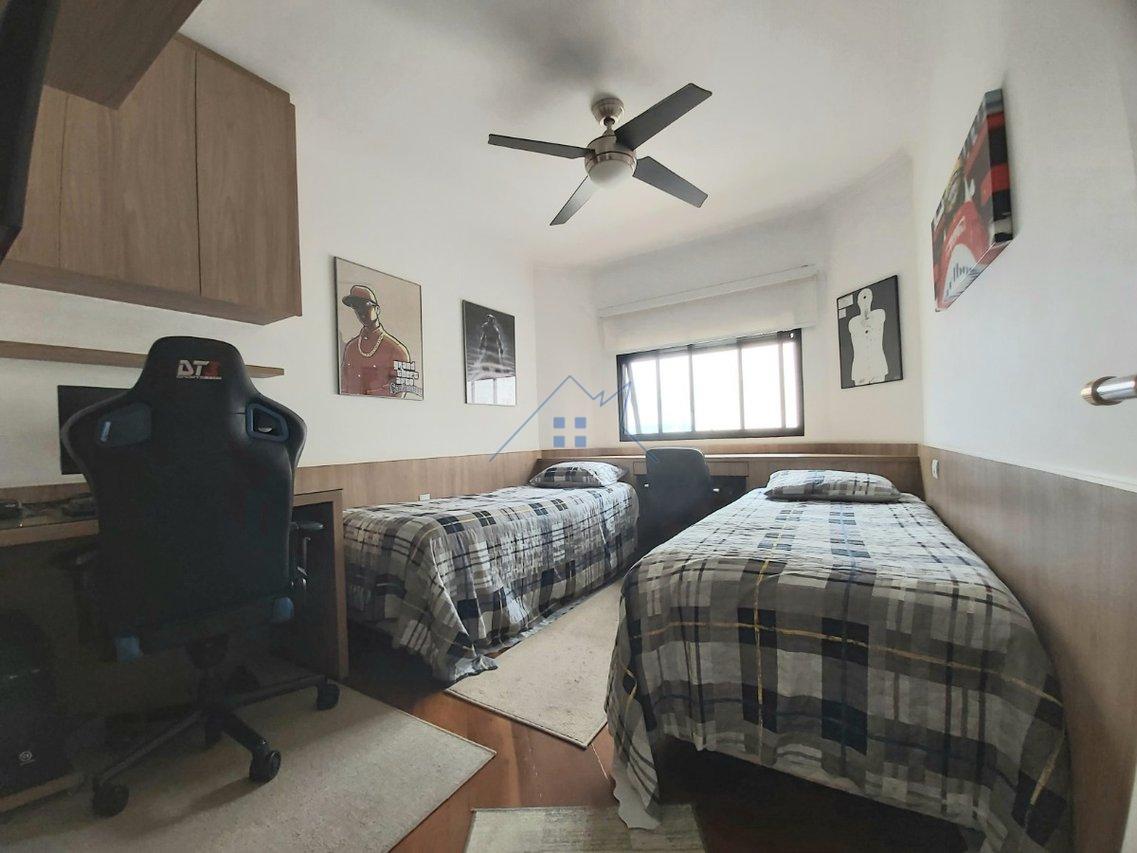 Apartamento em Perdizes 200m² 4 dorm 2 suítes 3 vagas Rua Doutor Franco da Rocha São Paulo - 