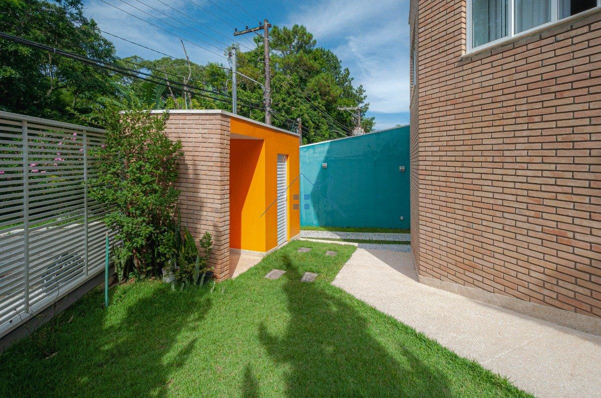 Casa em Condomínio Tremembé 370m² 4 dorm 3 suítes 5 vagas Rua Márcio Henrique Geenen São Paulo - 