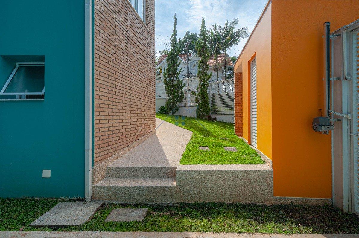 Casa em Condomínio Tremembé 370m² 4 dorm 3 suítes 5 vagas Rua Márcio Henrique Geenen São Paulo - 