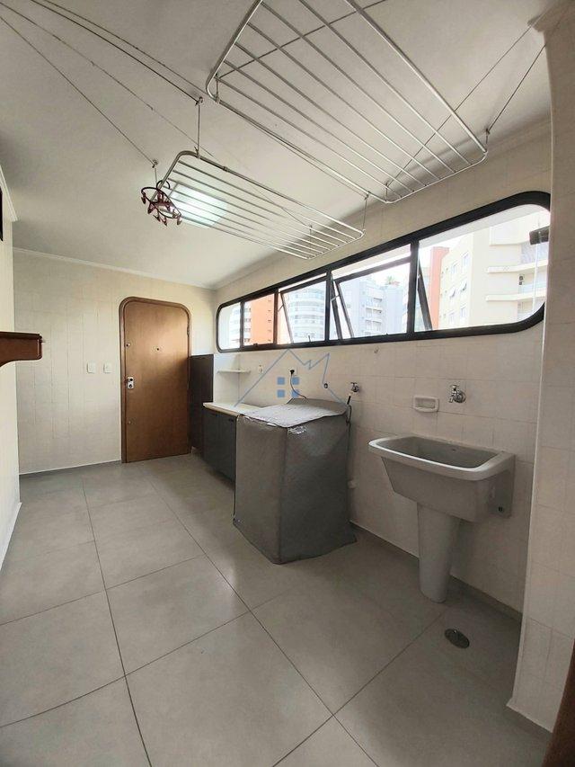 Apartamento em Perdizes 266m² 4 dorm 2 suítes 4 vagas Rua Monte Alegre São Paulo - 