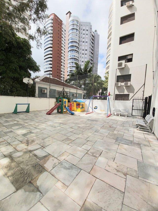 Apartamento em Perdizes 266m² 4 dorm 2 suítes 4 vagas Rua Monte Alegre São Paulo - 