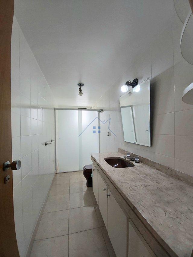 Apartamento em Perdizes 266m² 4 dorm 2 suítes 4 vagas Rua Monte Alegre São Paulo - 