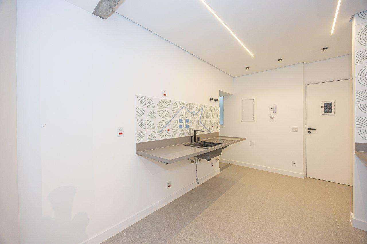 Apartamento no Bairro de Copacabana reformado 120m² 3 dorm 1 suíte 1 vaga Rua Constante Ramos Rio de Janeiro - 