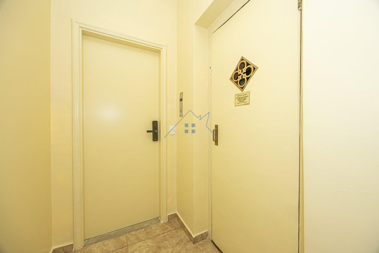 Apartamento no Bairro de Copacabana reformado 120m² 3 dorm 1 suíte 1 vaga Rua Constante Ramos Rio de Janeiro - 