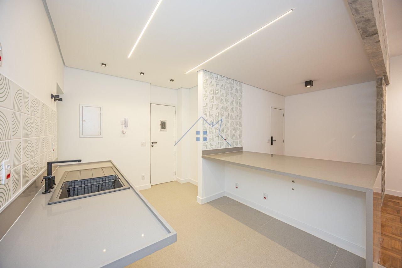 Apartamento no Bairro de Copacabana reformado 120m² 3 dorm 1 suíte 1 vaga Rua Constante Ramos Rio de Janeiro - 