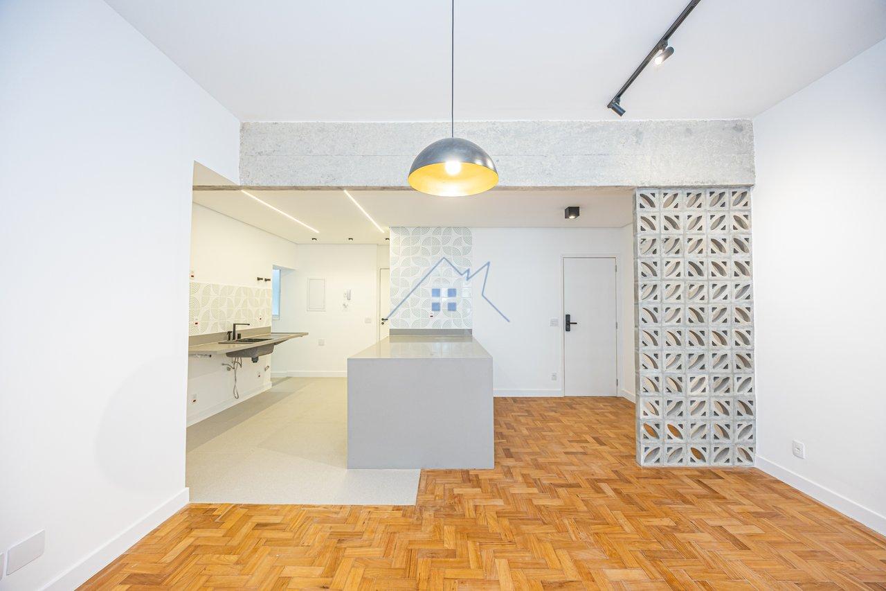 Apartamento no Bairro de Copacabana reformado 120m² 3 dorm 1 suíte 1 vaga Rua Constante Ramos Rio de Janeiro - 