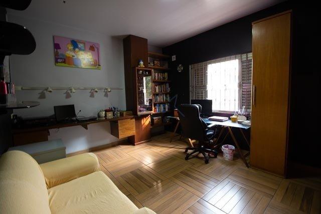 Casa na Vila Mariana com 450m² 7 dorm 8 vagas uso residencial ou comercial Rua Mansur Yasbek São Paulo - 