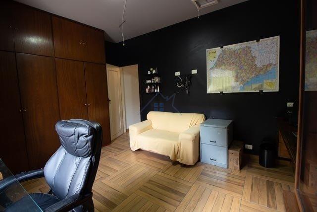 Casa na Vila Mariana com 450m² 7 dorm 8 vagas uso residencial ou comercial Rua Mansur Yasbek São Paulo - 
