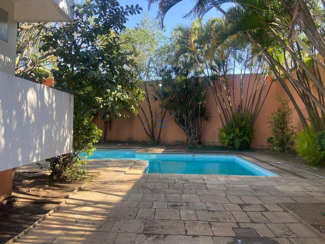Sobrado em Santo André 700m² 5 dorm 4 suítes 7 vagas Avenida Pedro Américo Santo André - 