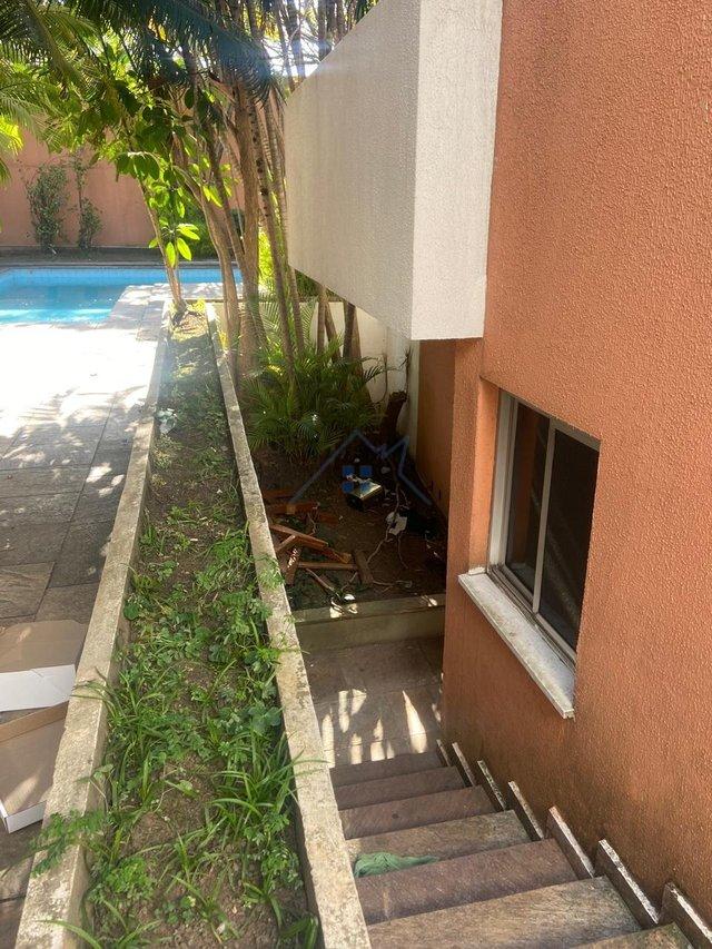 Sobrado em Santo André 700m² 5 dorm 4 suítes 7 vagas Avenida Pedro Américo Santo André - 