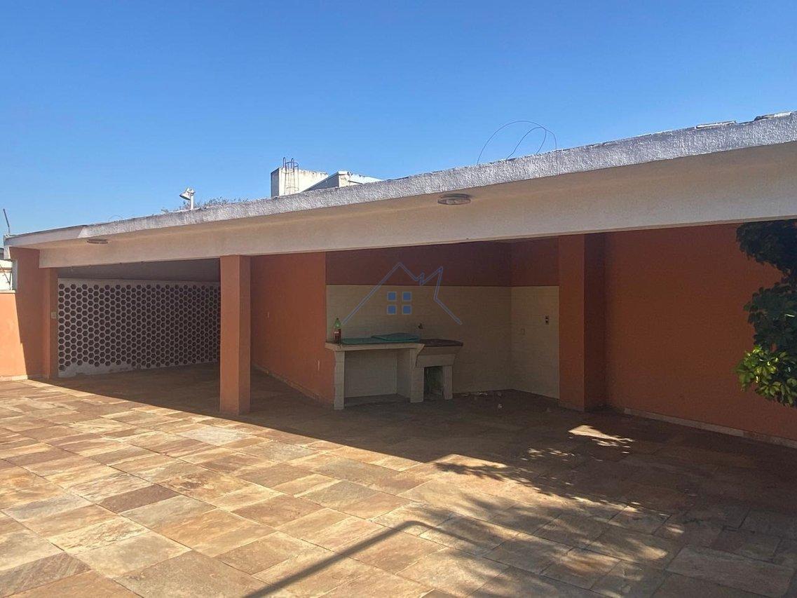 Sobrado em Santo André 700m² 5 dorm 4 suítes 7 vagas Avenida Pedro Américo Santo André - 
