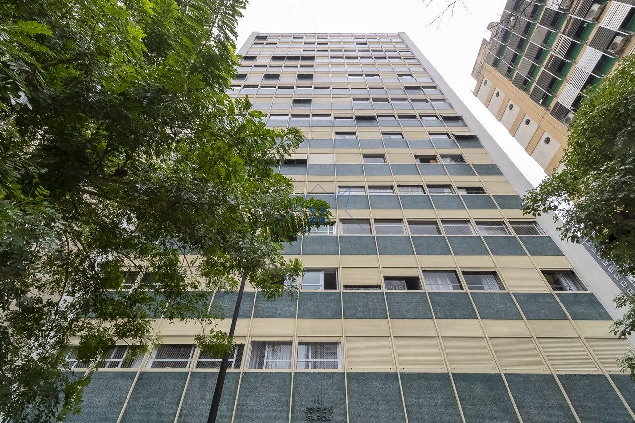 Apartamento Reformado em Cerqueira César com 214m² 3 suítes 2 vagas Alameda Tietê São Paulo - 