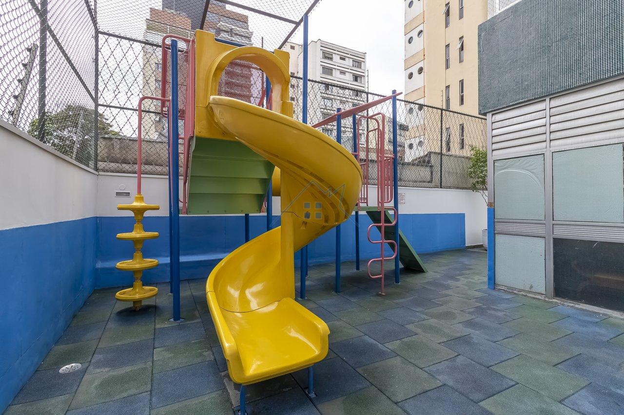 Apartamento Reformado em Cerqueira César com 214m² 3 suítes 2 vagas Alameda Tietê São Paulo - 