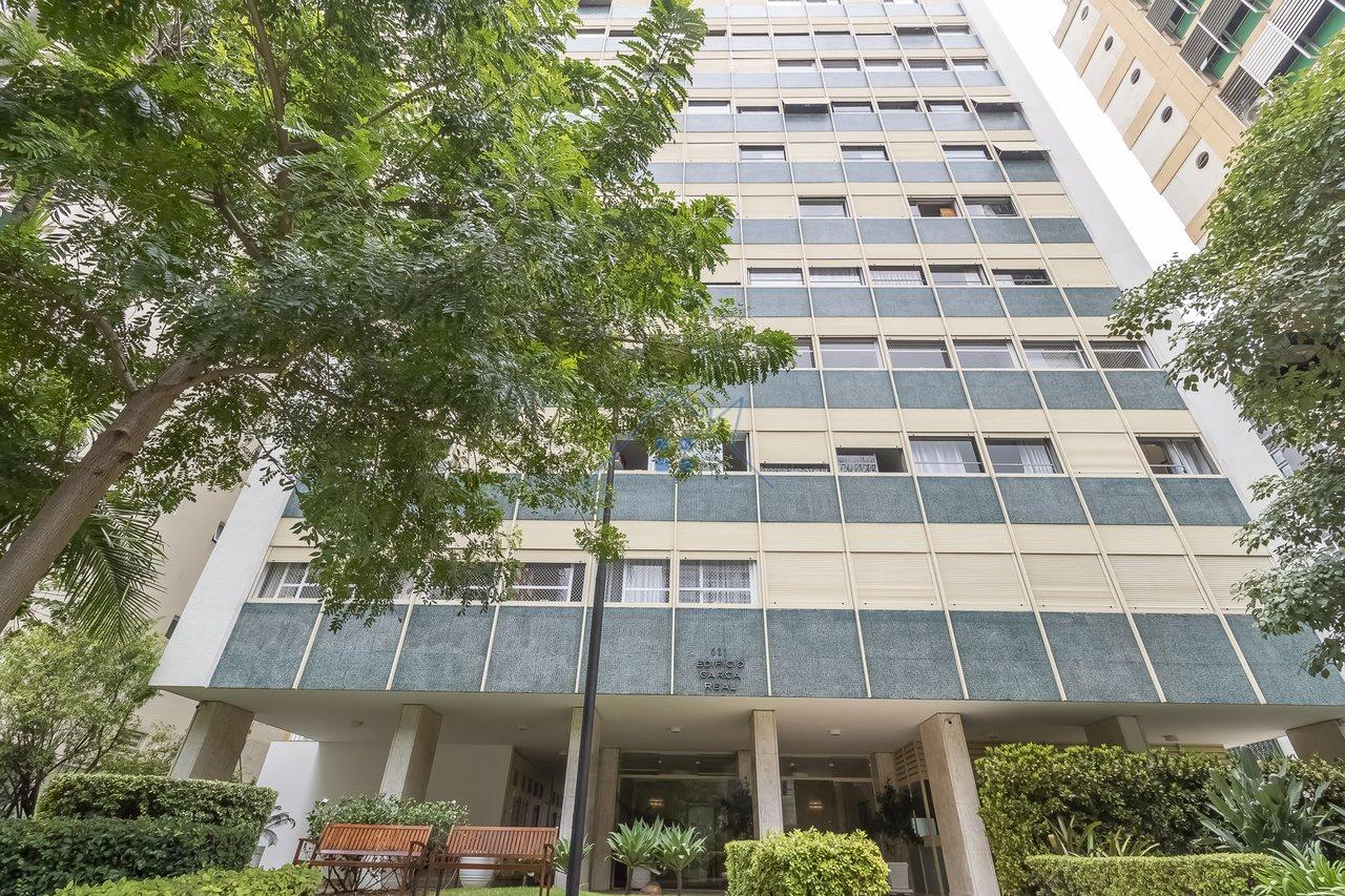Apartamento Reformado em Cerqueira César com 214m² 3 suítes 2 vagas Alameda Tietê São Paulo - 