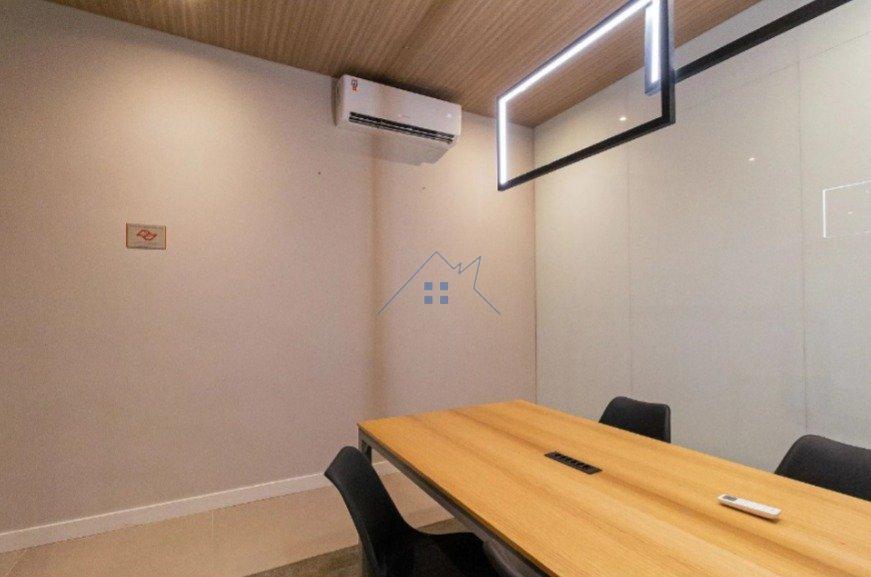 Studio Reformado e Mobiliado na República 24,90m² Rua Bento Freitas São Paulo - 