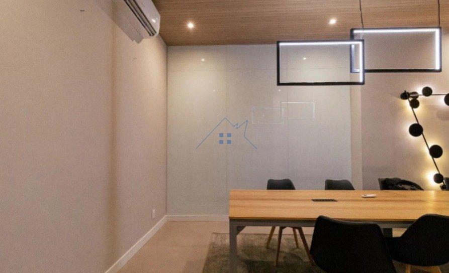 Studio Reformado e Mobiliado na República 24,90m² Rua Bento Freitas São Paulo - 