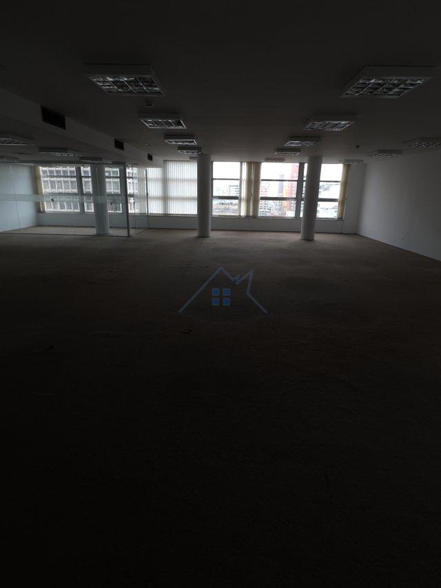 Andar Comercial no Centro Histórico de SP 256m² Rua Líbero Badaró São Paulo - 