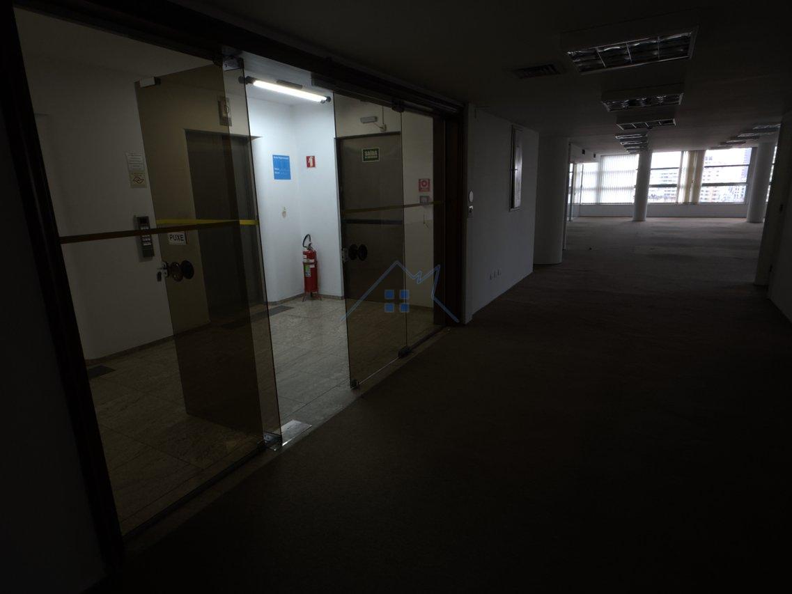 Andar Comercial no Centro Histórico de SP 256m² Rua Líbero Badaró São Paulo - 
