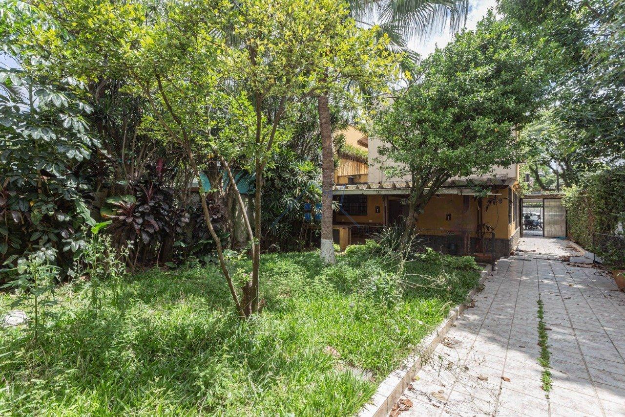 Sobrado no Brooklin com 237m² 02 dorm 1 suite 04 vagas Rua Michigan São Paulo - 