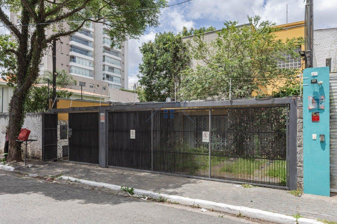 Sobrado no Brooklin com 237m² 02 dorm 1 suite 04 vagas Rua Michigan São Paulo - 