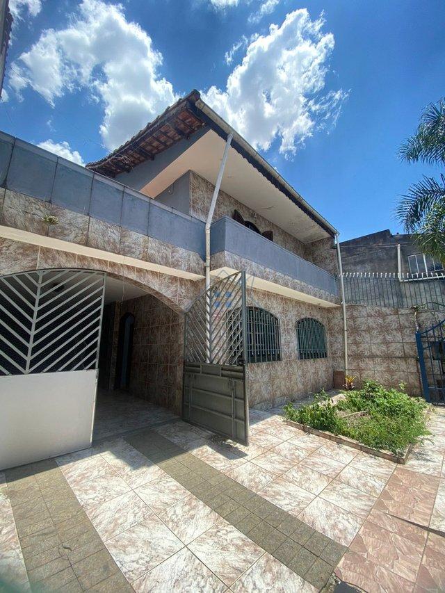 Sobrado com 240m² na Vila Matilde com 03 dorm 04 vagas + edícula Rua Olímpio Brás de Sousa São Paulo - 