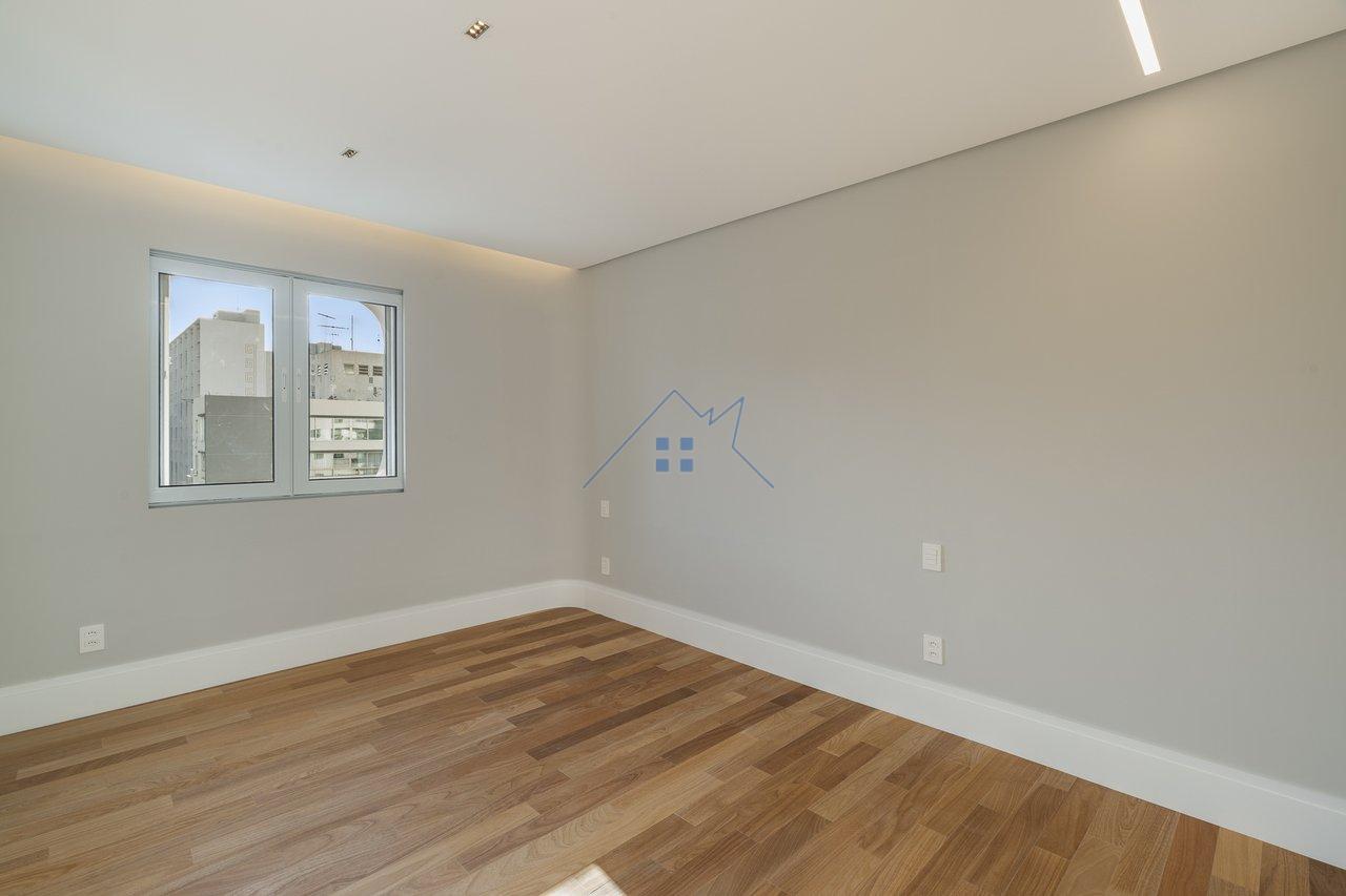 Amplo apartamento no Jd América 270m² 3 suítes 3 vagas Rua Bela Cintra São Paulo - 