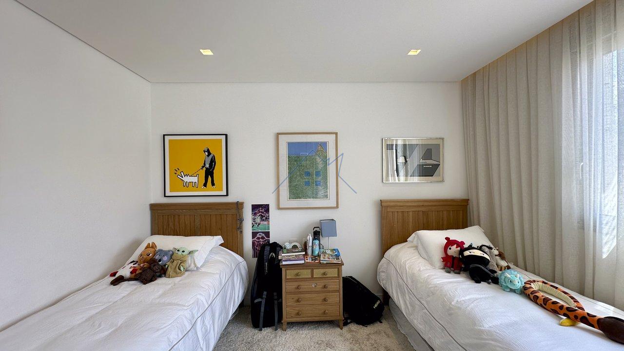 Apartamento no Jd Paulista 226m² 3 dorm 1 suíte 2 vagas Alameda Casa Branca São Paulo - 